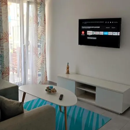 Sea Pleasure Ii Apartment *